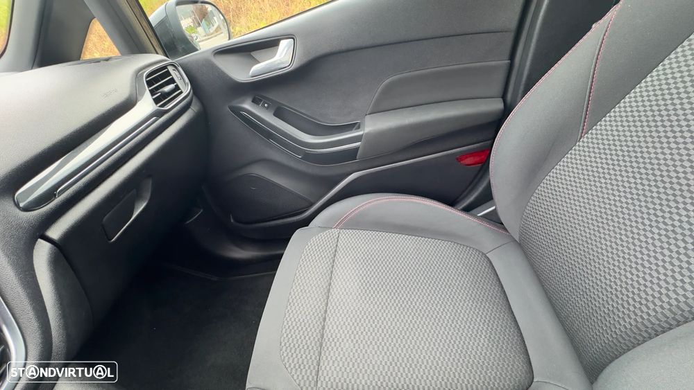 Ford Fiesta 1.0 EcoBoost S&S ACTIVE - 12