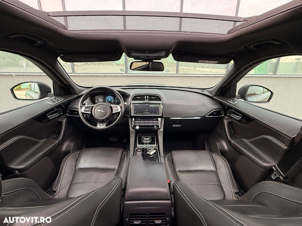 Jaguar F-Pace 25d AWD Aut. R-Sport - 5