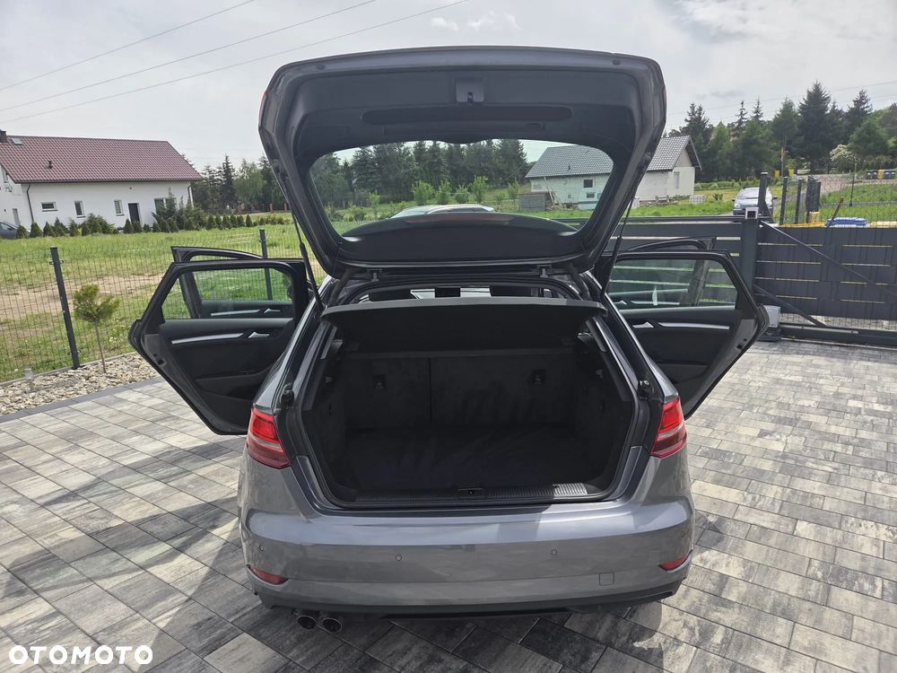 Audi A3 Sportback 2.0 TDI Ambiente - 11