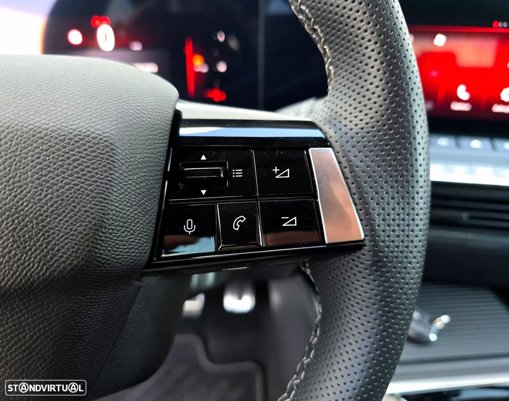 Opel Astra 1.2 T GS Line - 19