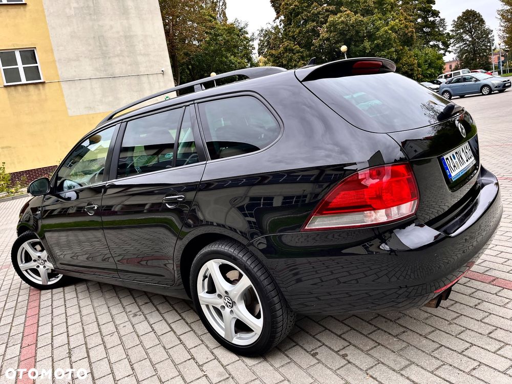 Volkswagen Golf 2.0 TDI DPF MATCH - 5