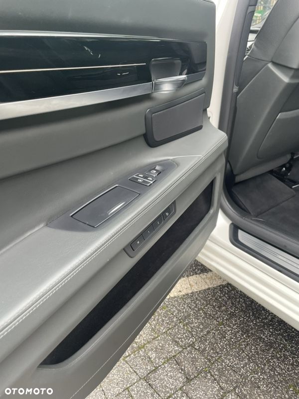 BMW Seria 7 730d L - 15