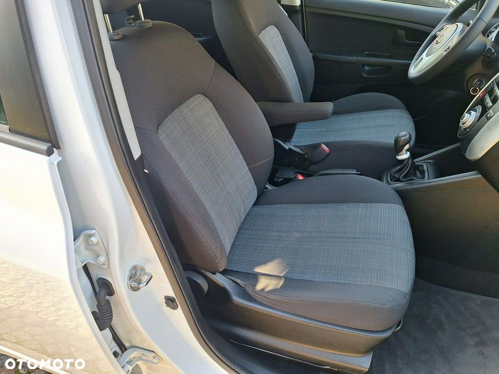 Kia Venga 1.4 CVVT Edition 7 - 18