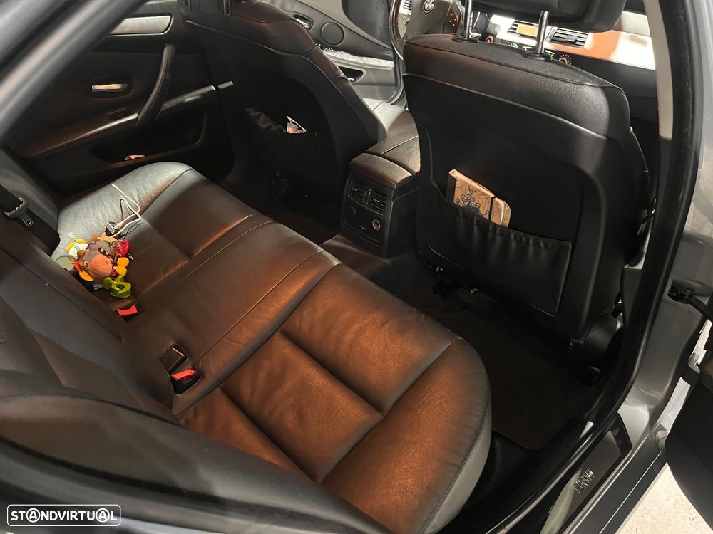 BMW 520 d Executive - 10