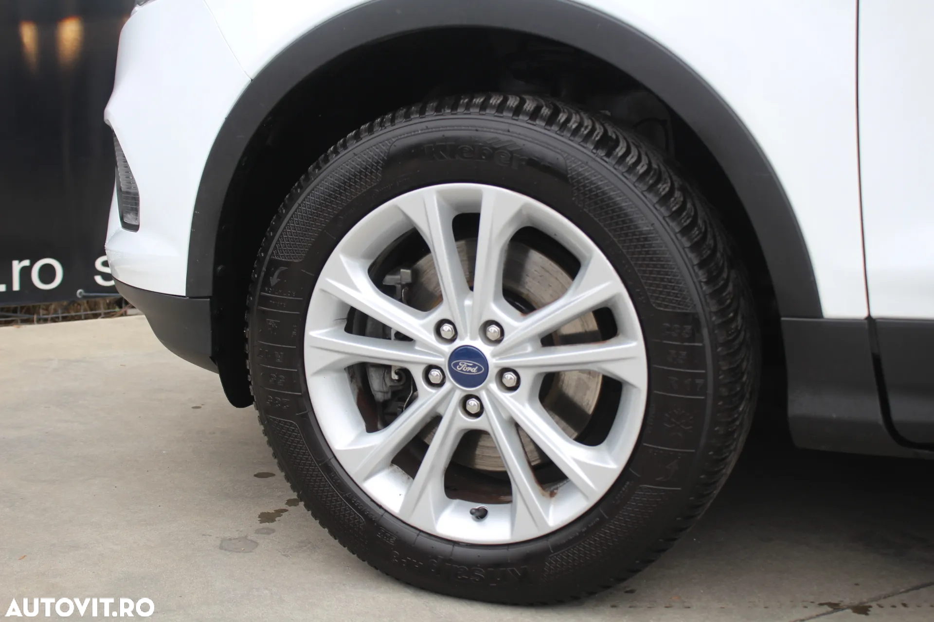 Ford Kuga 1.5 EcoBlue FWD Titanium - 24