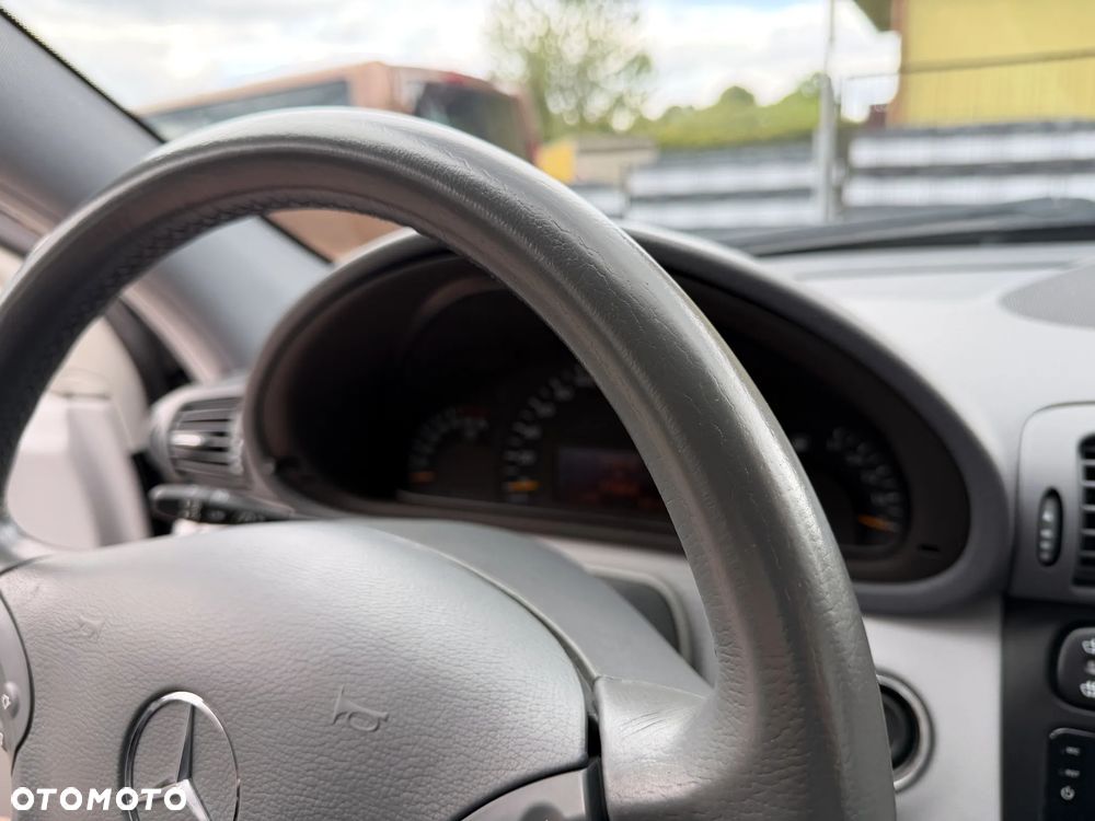 Mercedes-Benz Klasa C 200 Kompressor Automatik Avantgarde - 17