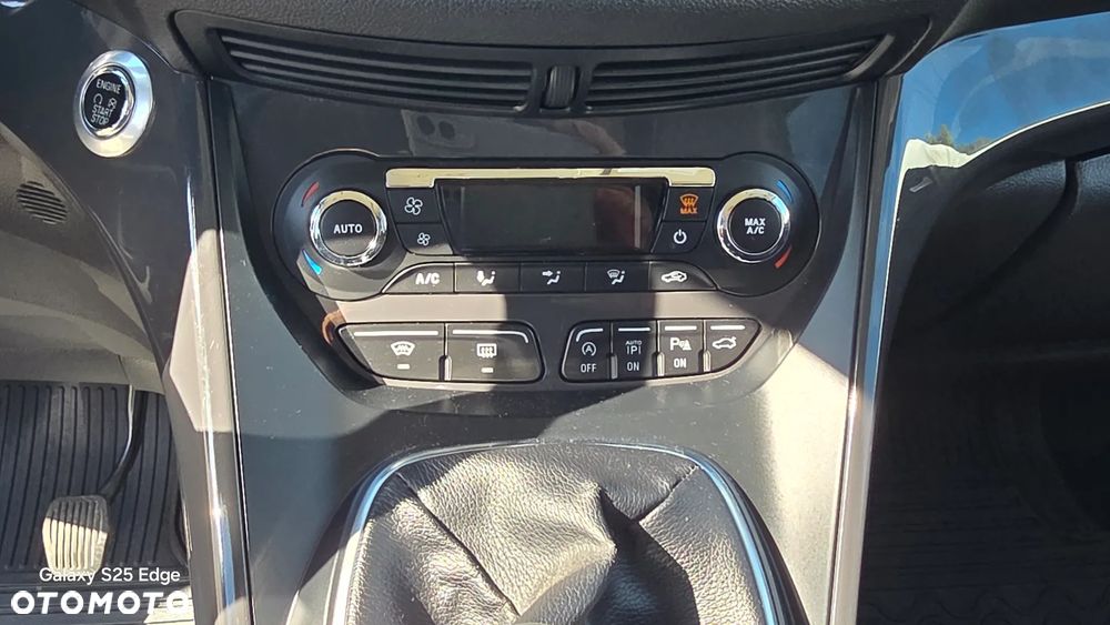 Ford Kuga - 18