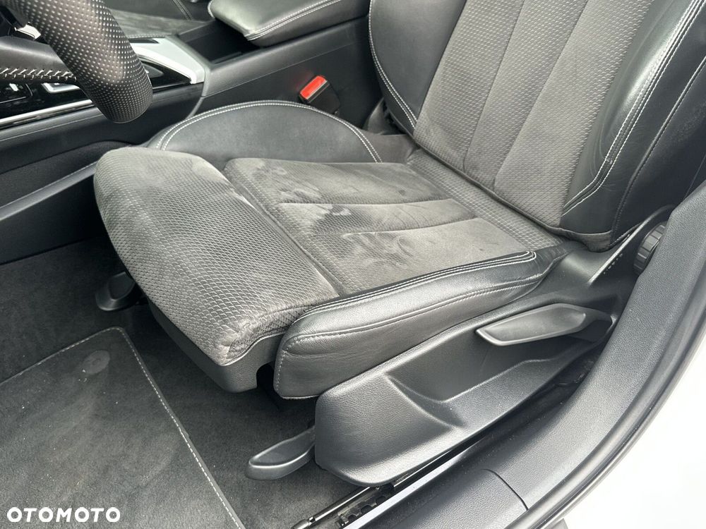 Audi A4 Avant 35 TDI mHEV S Line S tronic - 14
