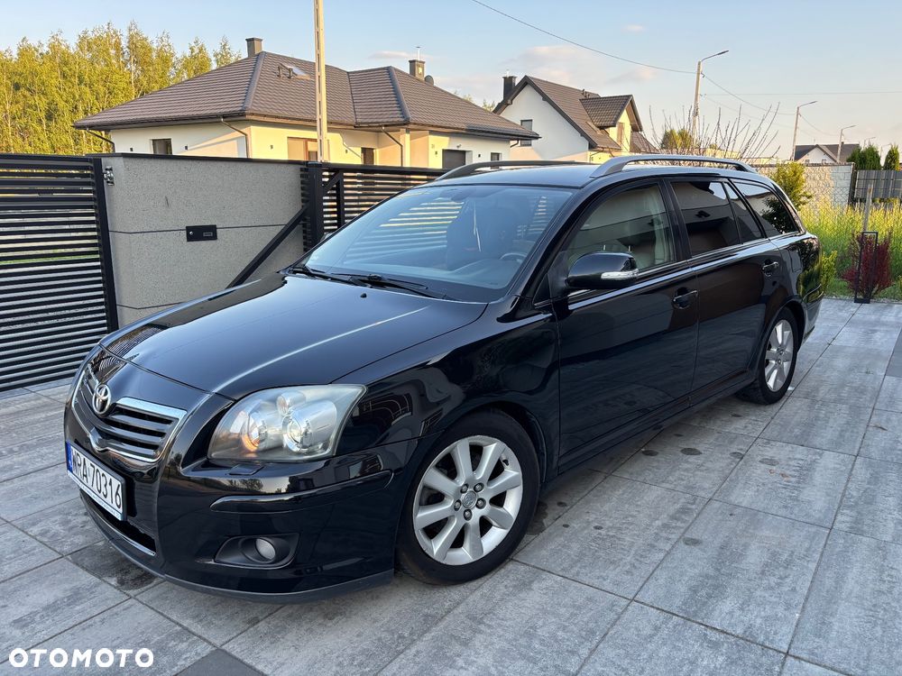 Toyota Avensis 2.0 D-4D Luna - 11