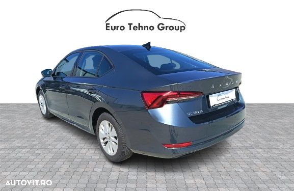 Skoda Octavia 2.0 TDI DSG Ambition - 3