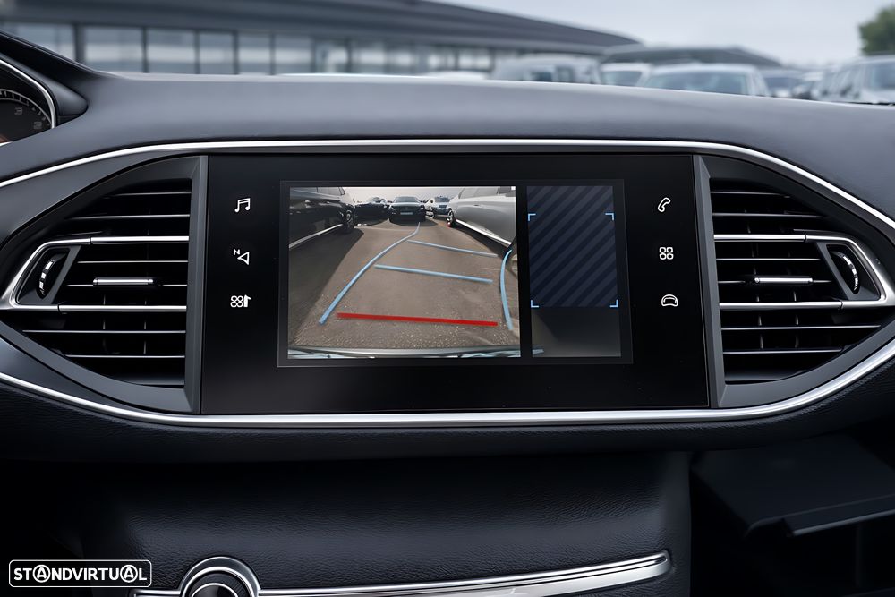 Peugeot 308 SW 1.2 PureTech Allure - 13