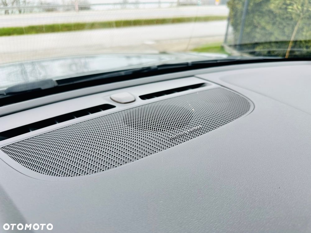 Volvo XC 40 D4 AWD - 26