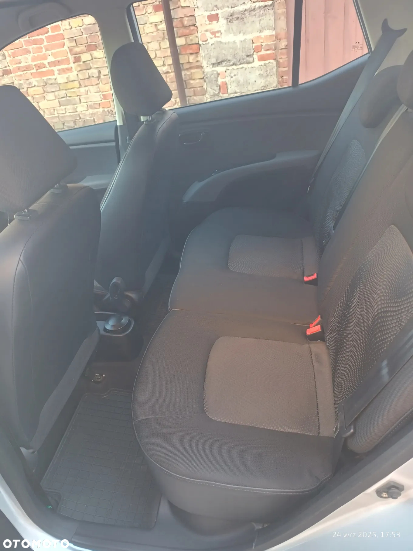 Hyundai i10 1.1 Classic - 12