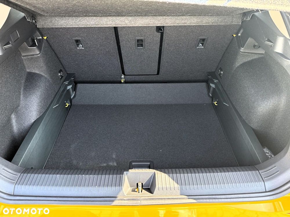 Volkswagen T-Roc - 30