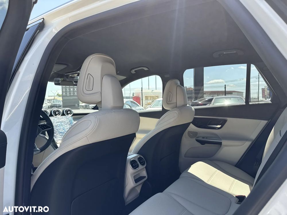 Mercedes-Benz GLC 220 d 4MATIC MHEV - 16
