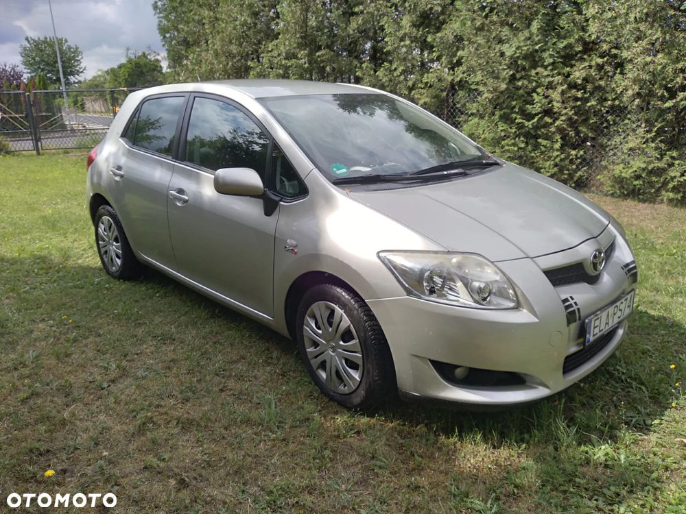 Toyota Auris 2.0 D-4D - 23