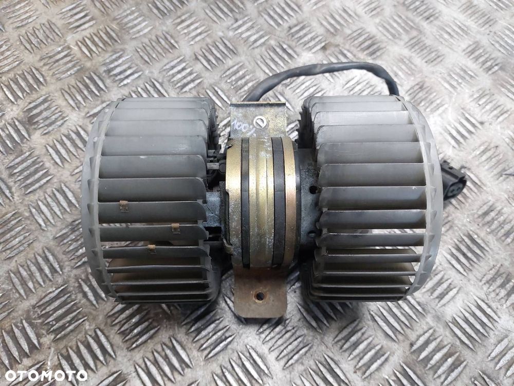 DMUCHAWA WENTYLATOR NAWIEWU AUDI A8 D3 EU 0130111047 - 1