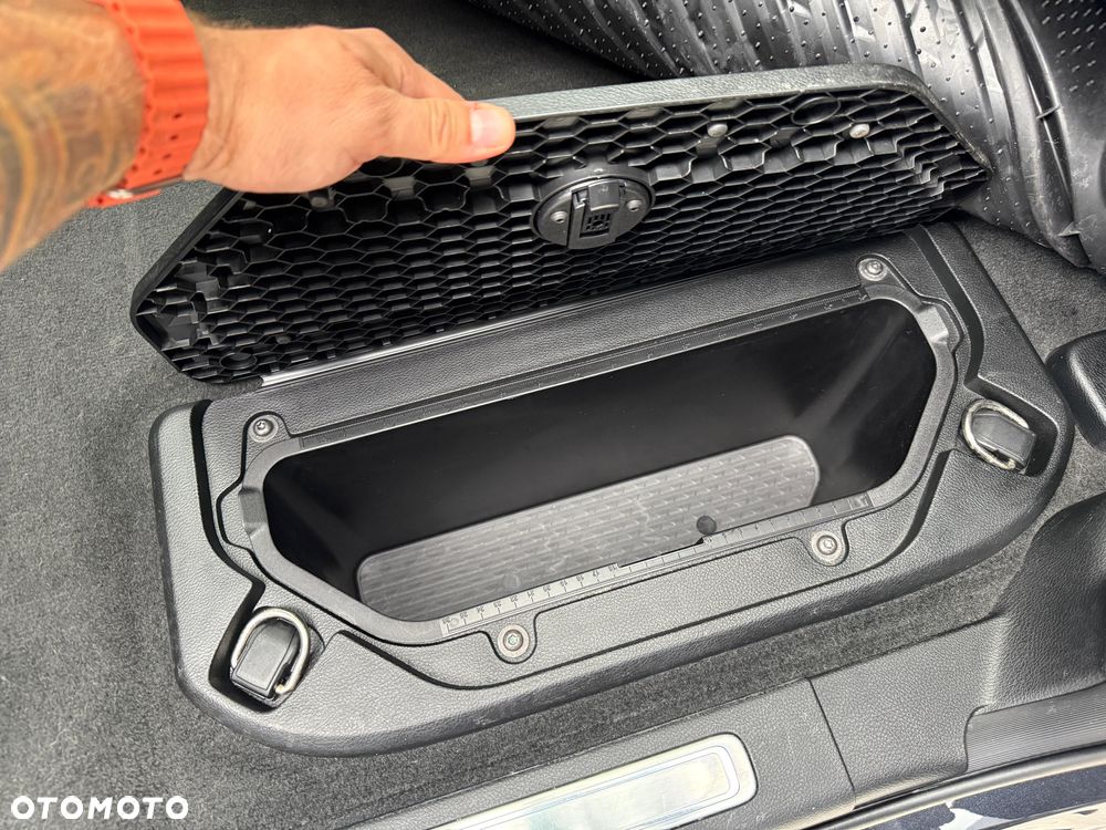 Dodge RAM 5.7 4x4 - 36