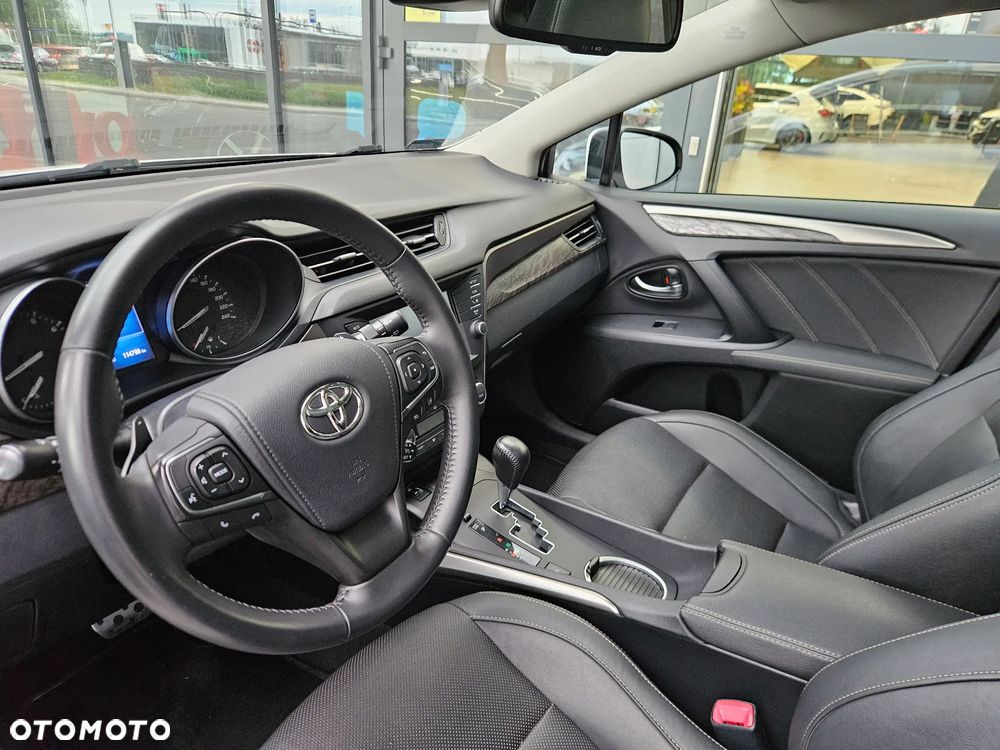 Toyota Avensis 1.8 Prestige MS - 4