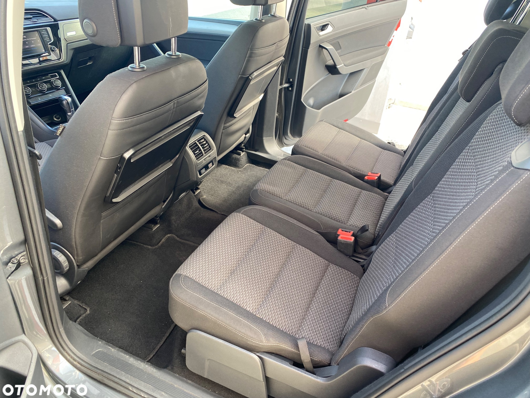 Volkswagen Touran 2.0 TDI BMT Highline DSG - 8