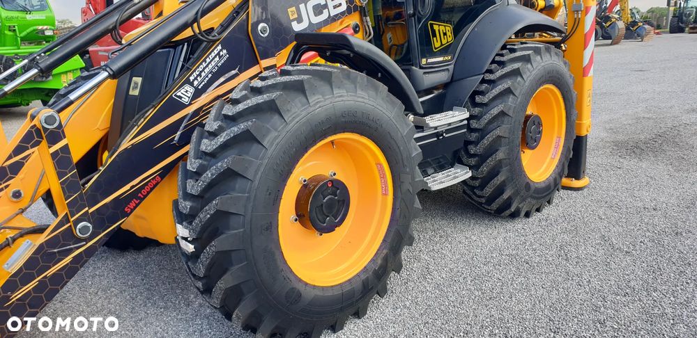 JCB 4CX eco STAN IDEALNY!! TYLKO 4646MTG/ rok 2011 /TORQUELOCK/DŻOJSTIKI/POWERSLIDE - 16