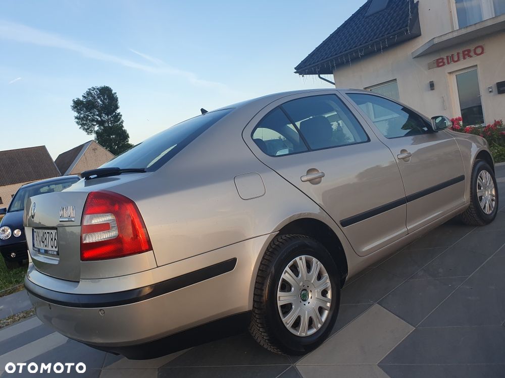 Skoda Octavia - 2
