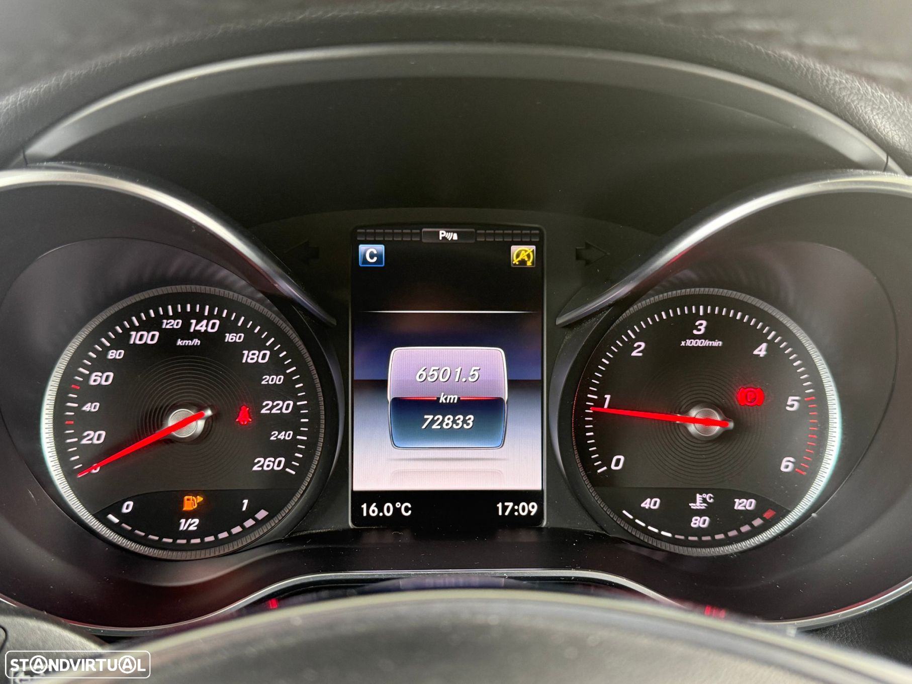 Mercedes-Benz C 180 d AMG Line - 25