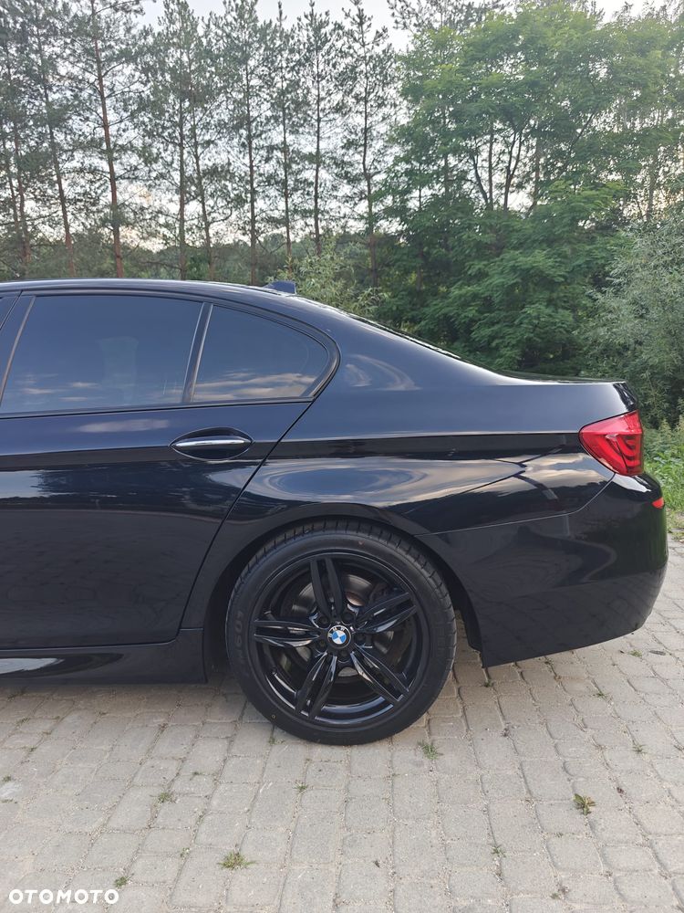 BMW Seria 5 525d - 10