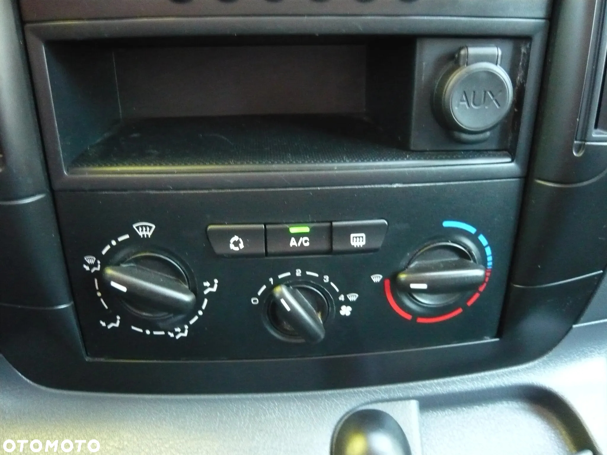 Peugeot Expert - 18