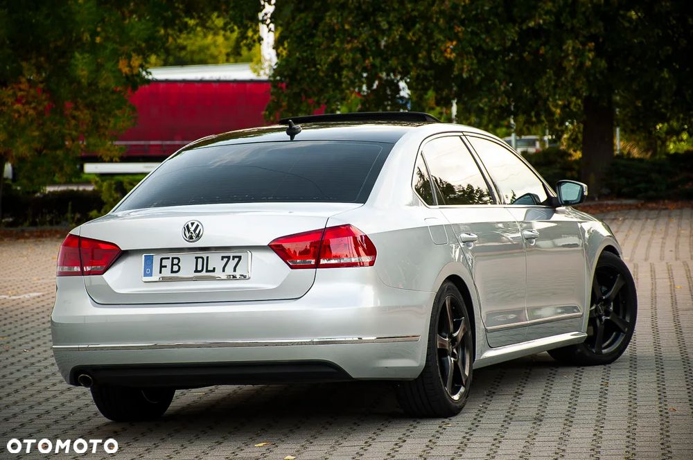 Volkswagen Passat 2.0 TDI DSG Individual - 36