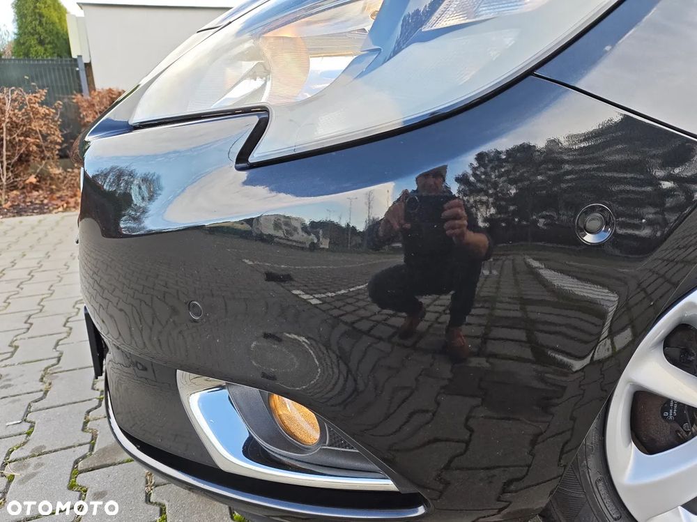 Opel Corsa 1.4 Cosmo - 26