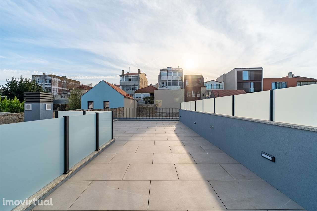 T3 duplex com terraços em Matosinhos – Excelente Localização e Potenci - Grande imagem: 4/28