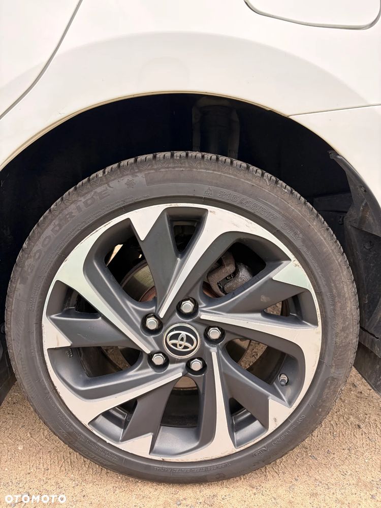 Toyota Corolla 1.6 Comfort - 24