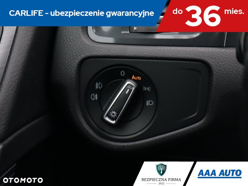 Volkswagen Golf - 18