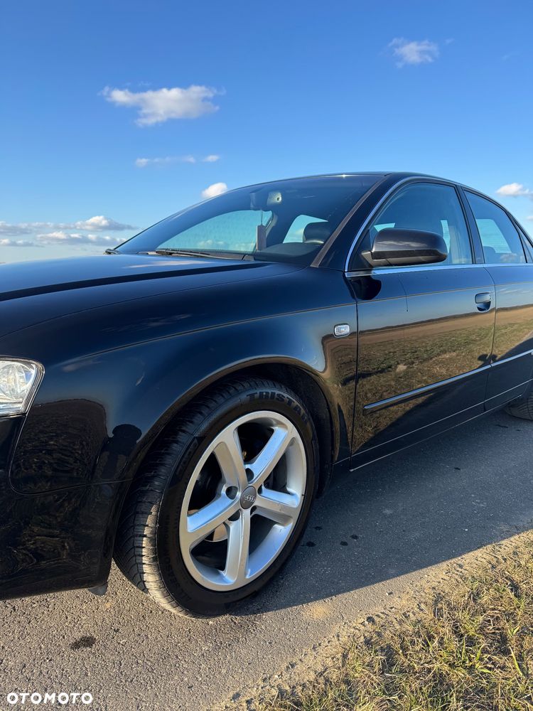 Audi A4 Limousine - 2