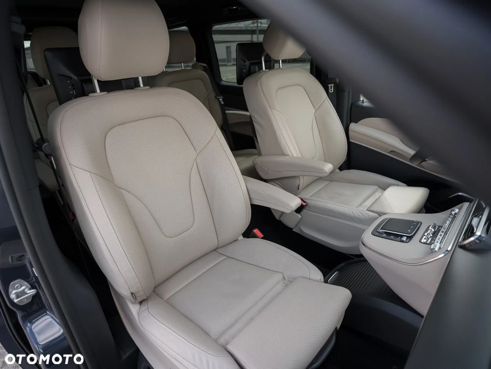 Mercedes-Benz Klasa V 250 d 4-Matic Exclusive 9G-Tronic (d³ugi) - 37