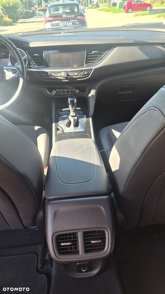 Opel Insignia 1.5 T GPF Innovation S&S - 9