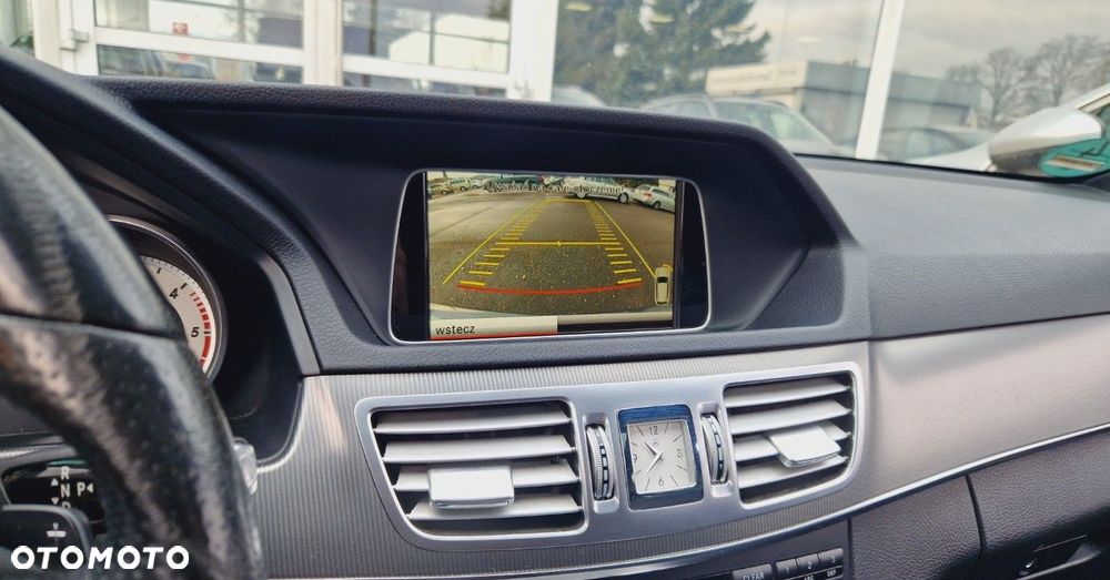 Mercedes-Benz Klasa E - 21