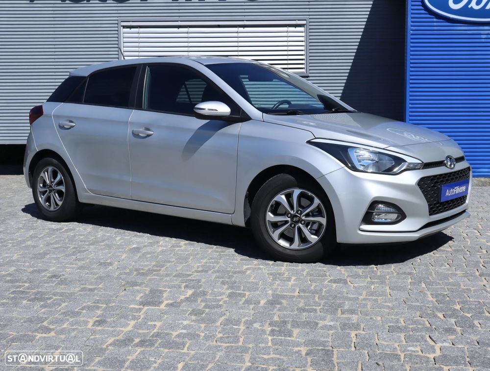 Hyundai i20 - 8