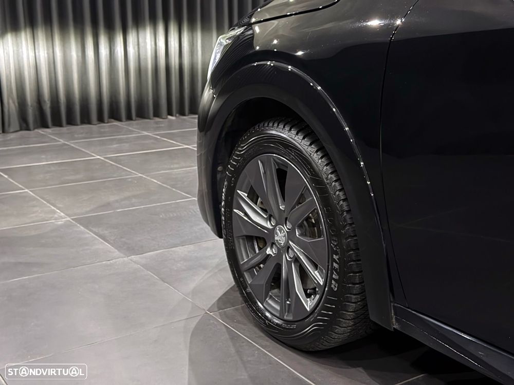 Peugeot e-208 50 kWh Allure Pack - 13