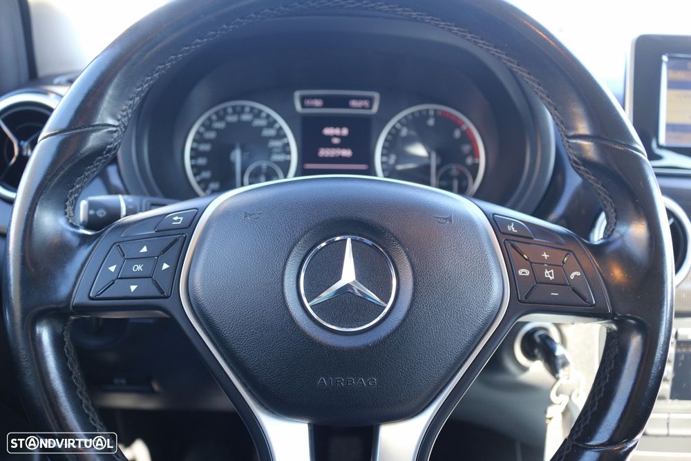 Mercedes-Benz B 180 CDi BlueEfficiency - 21