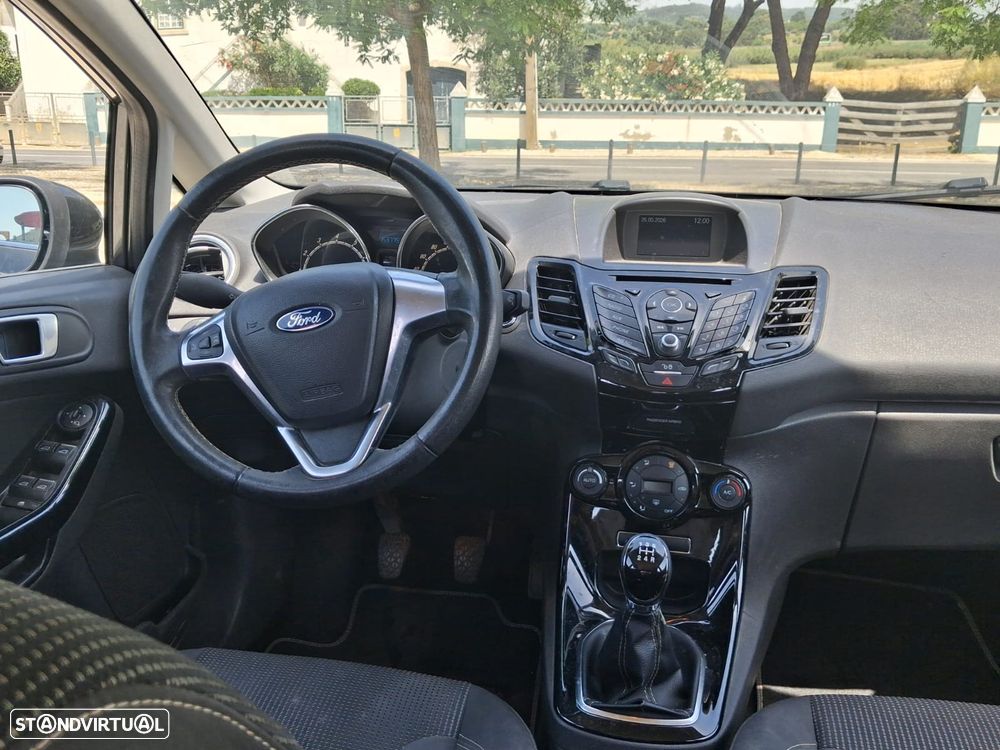 Ford Fiesta 1.0 T EcoBoost Titanium - 8