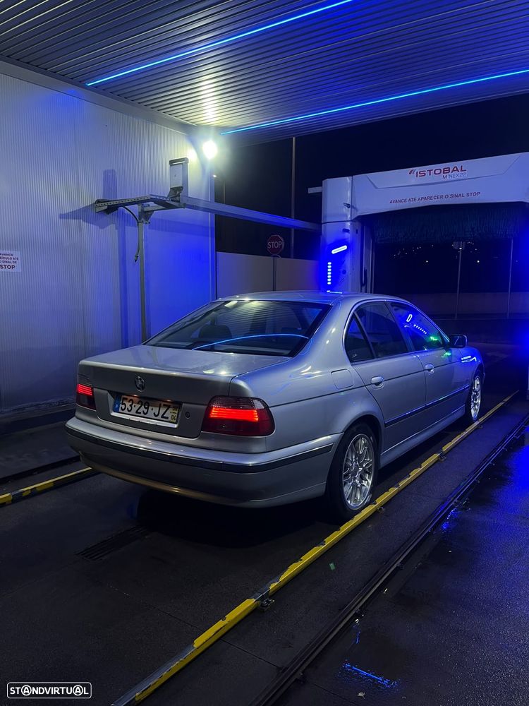 BMW 525 tds Touring - 1