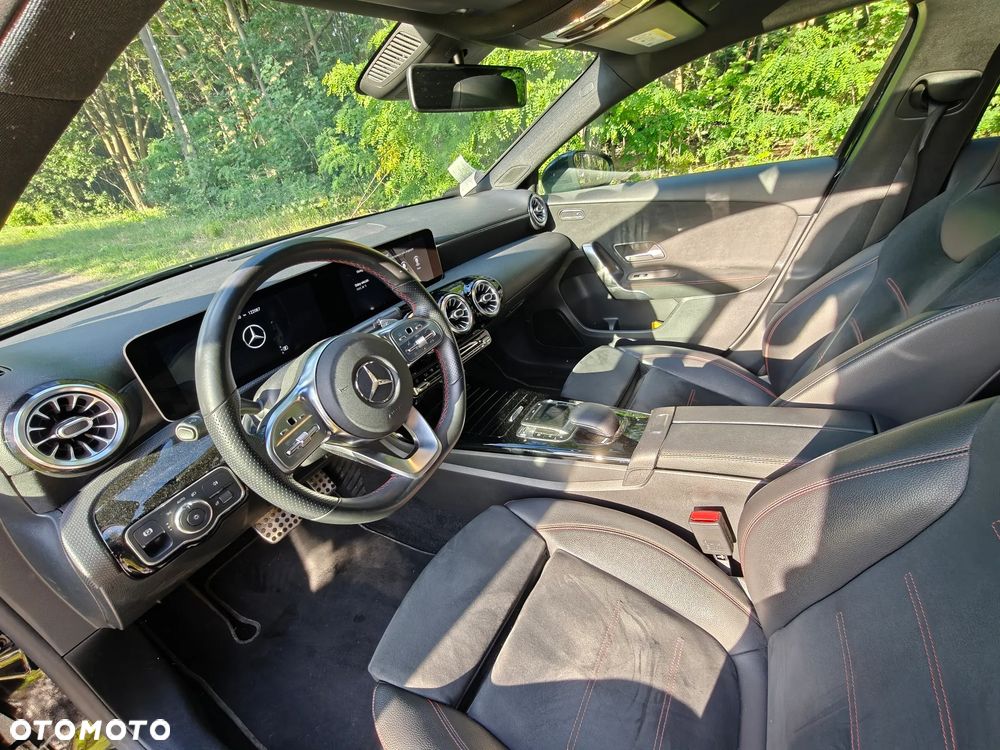 Mercedes-Benz Klasa A 200 AMG Line 7G-DCT - 12