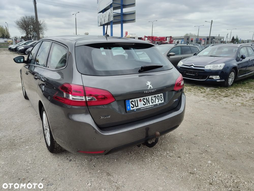 Peugeot 308 - 5