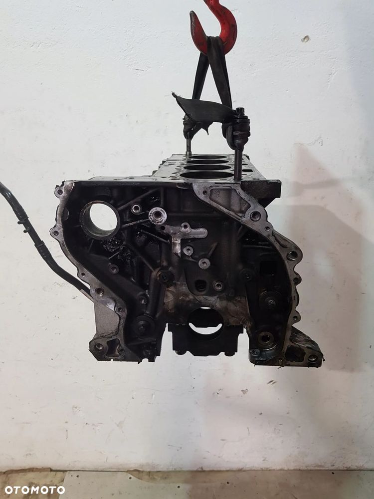BLOK SILNIKA BMW E90 E87 E91 X3 2.0 D N47D20C - 4