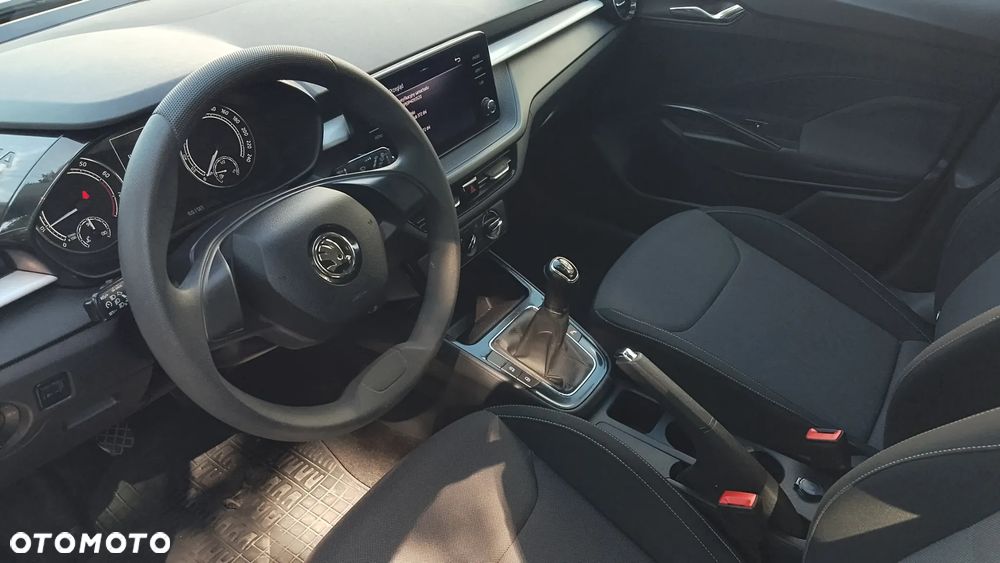 Skoda Fabia 1.0 Ambition - 17