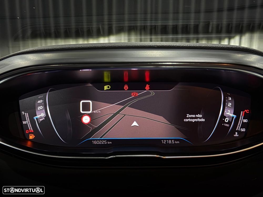 Peugeot 5008 1.5 BlueHDi Allure - 17