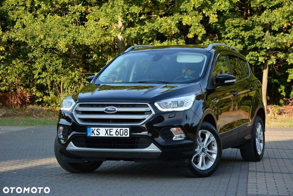 Ford Kuga 1.5 EcoBoost 2x4 Titanium - 2