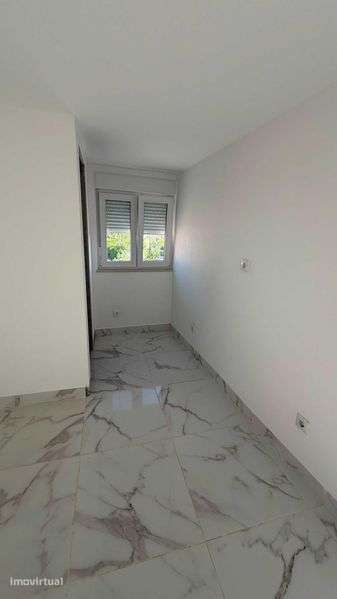 Arrenda-se Moradia T1 Remodelada (Piso Superior) – Coimbra - Grande imagem: 5/7